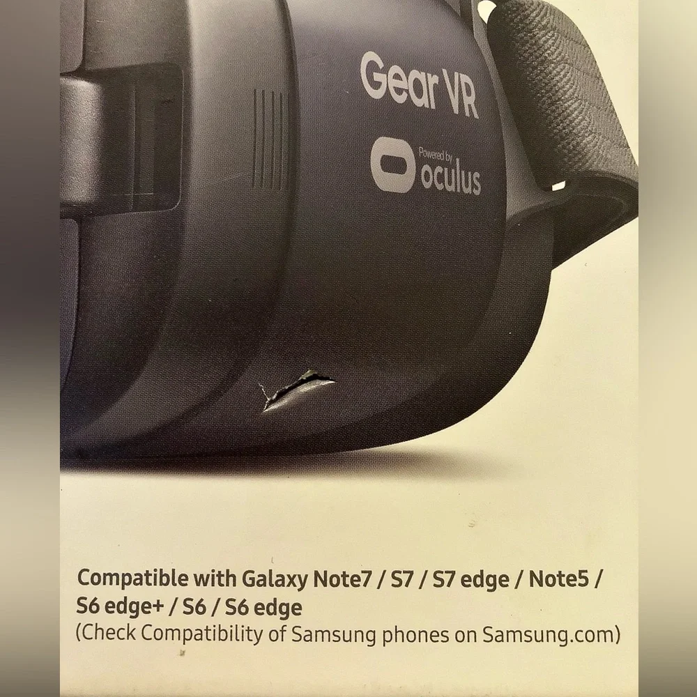 NIB Samsung GEAR VR - brand new in box
